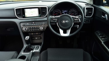 Kia Sportage Mk4 — приборная панель и мультимедиа
