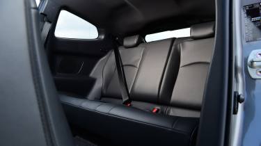 Задние сиденья Toyota GR Yaris