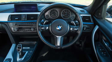 Интерьер BMW 3 Series