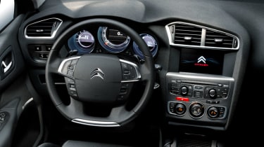 Citroen C4 Mk2 интерьер и кузов