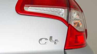 Задний фонарь Citroen C4 Mk2