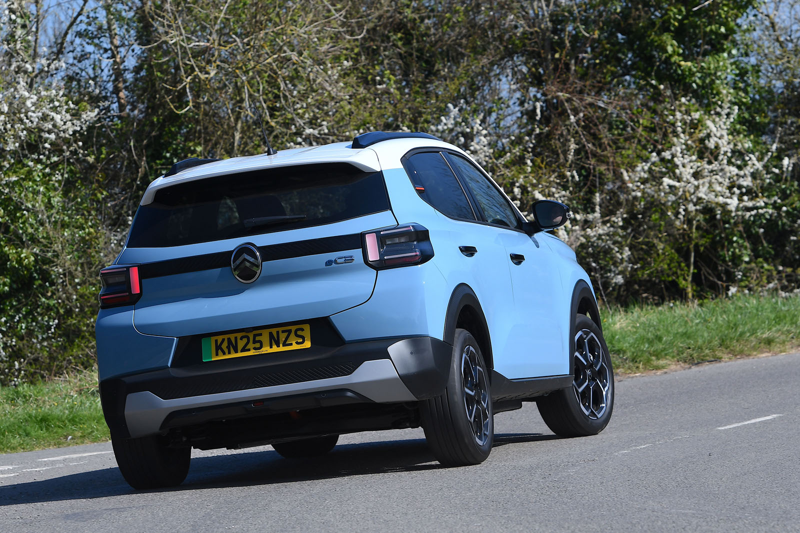 Citroën ë-C3 задний ракурс