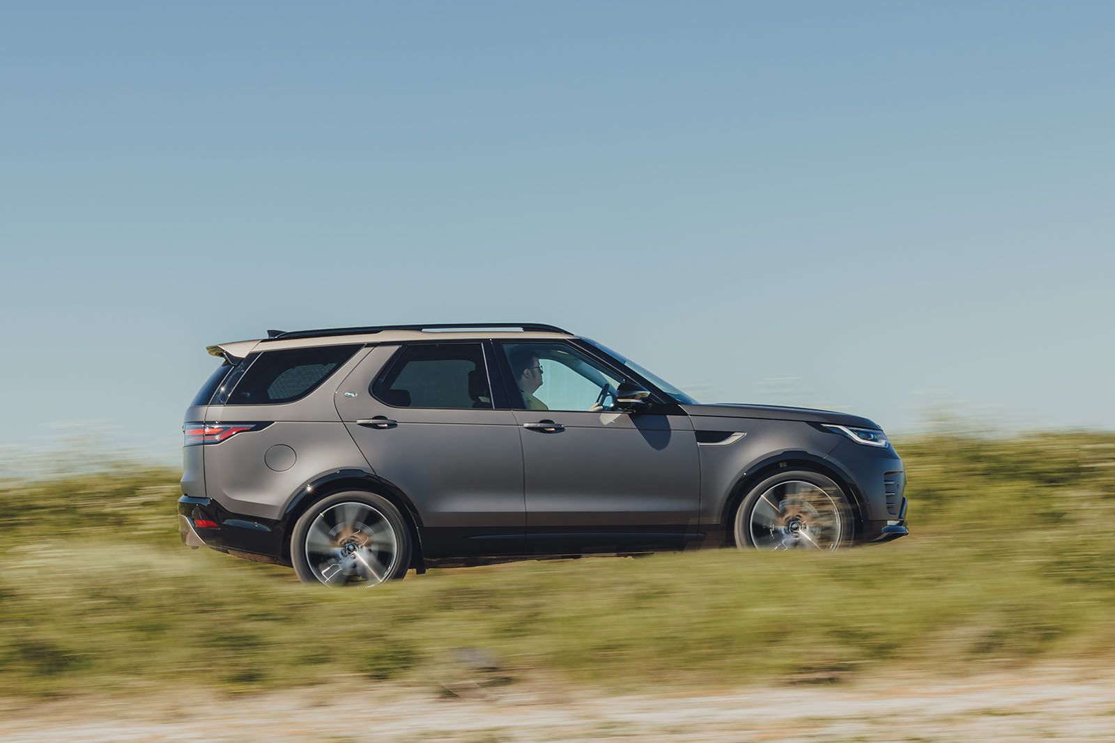 Land Rover Discovery Tempest review 2026 002