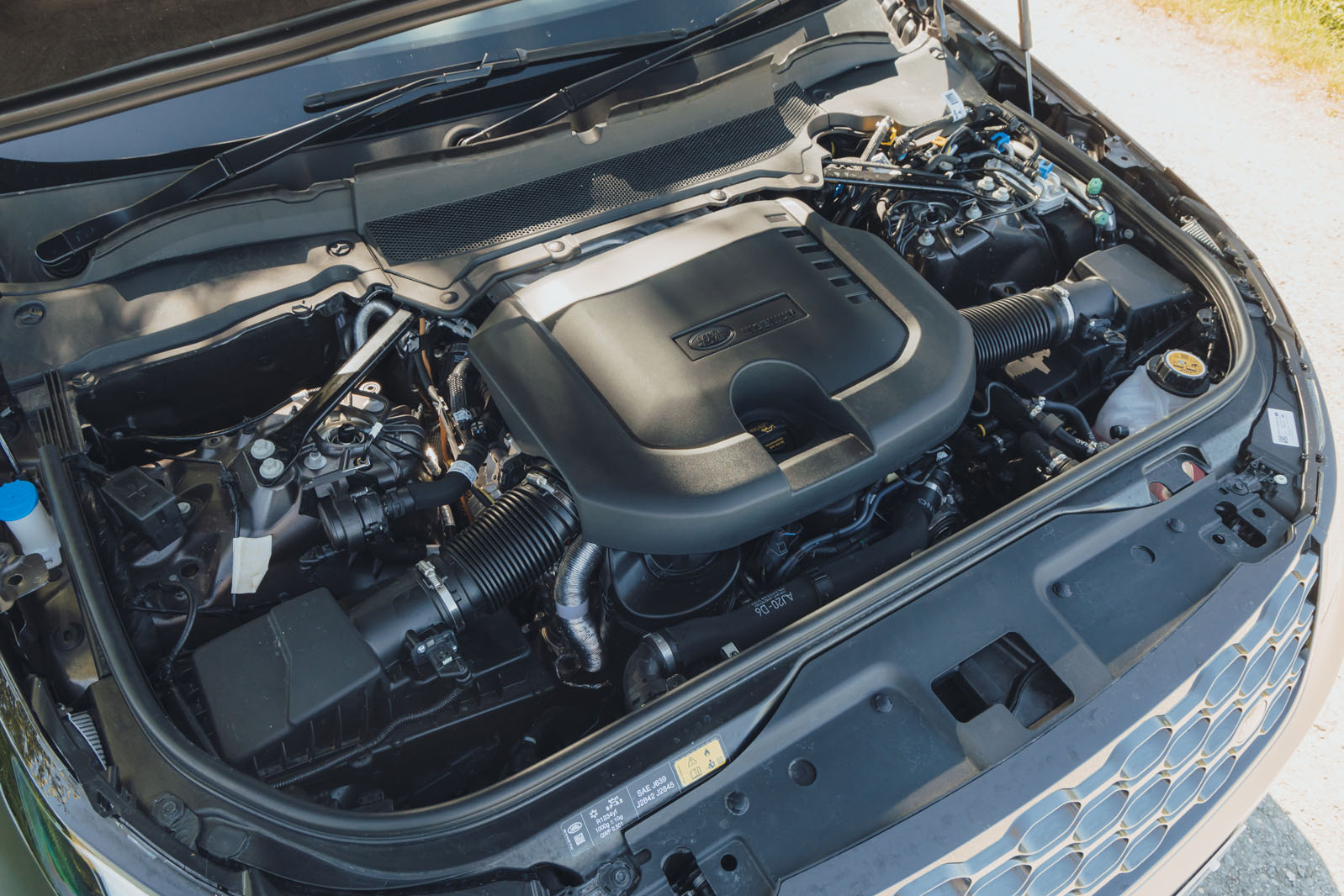 Land Rover Discovery Tempest review 2026 025