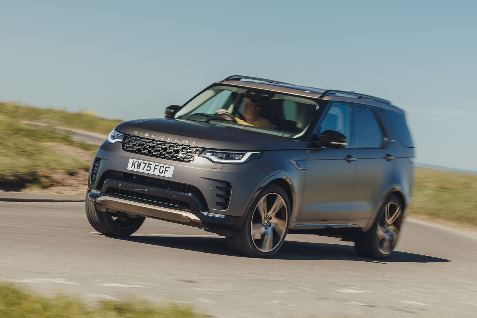 Land Rover Discovery Tempest review 2026 026
