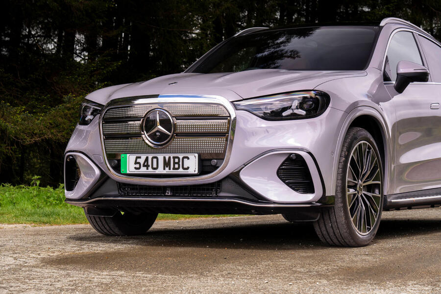 Mercedes-Benz GLC Electric спереди