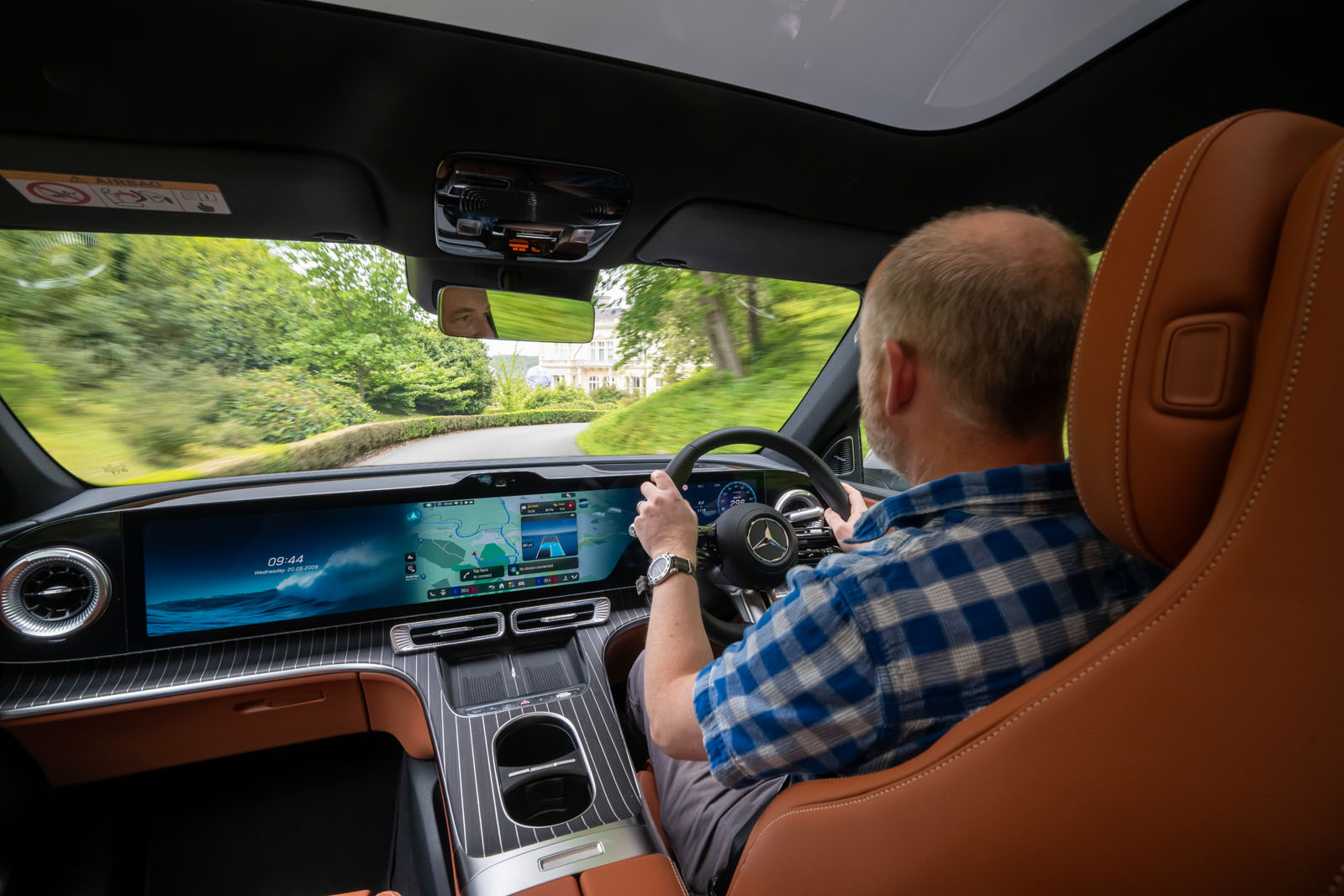 Салон Mercedes-Benz GLC Electric
