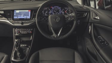 Интерьер Vauxhall Astra 2019 facelift