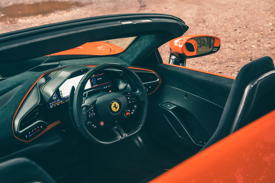 Ferrari 296 Speciale A сбоку