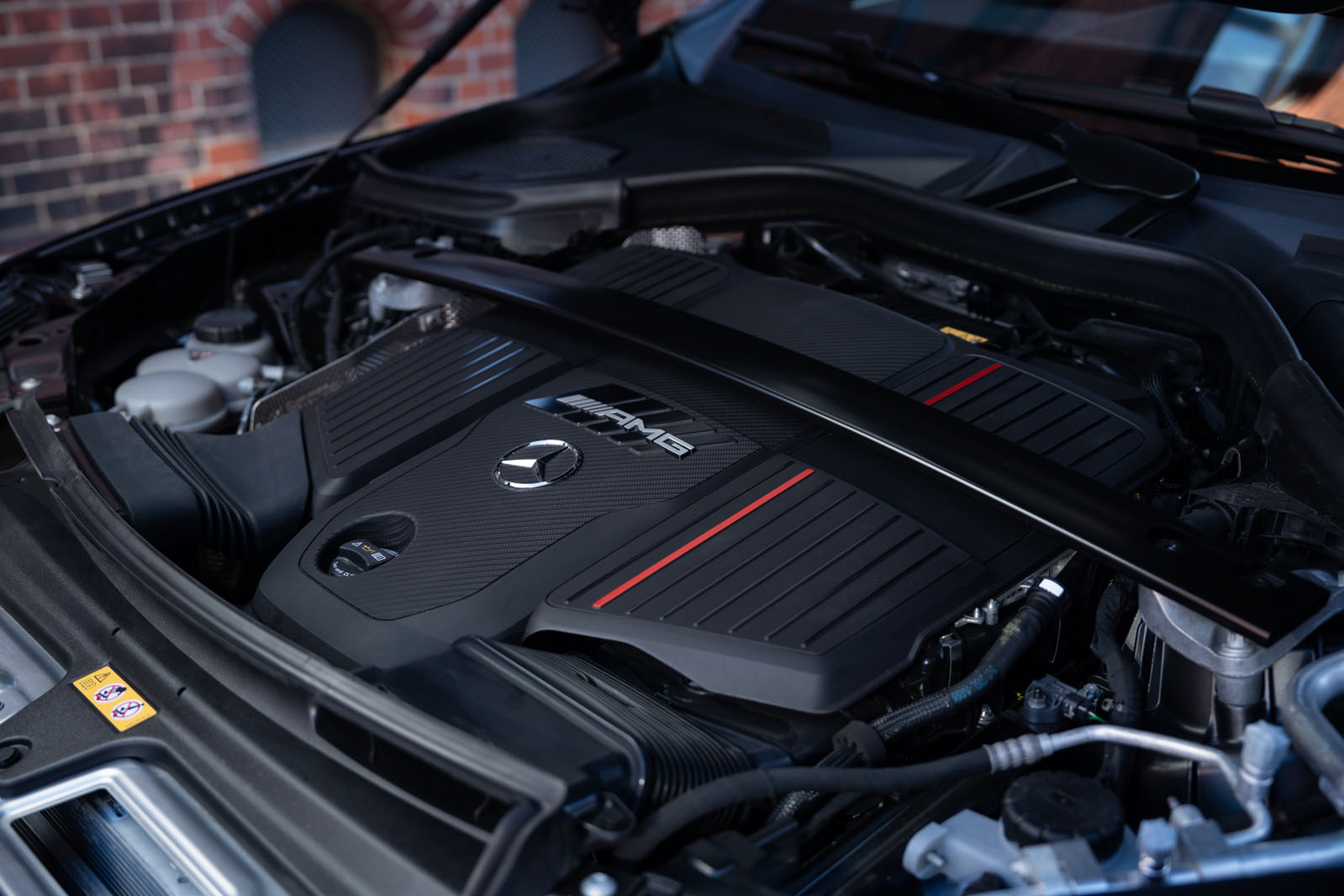 Двигатель и динамика Mercedes-AMG GLC 53 Двигатель и динамика Mercedes-AMG GLC 53