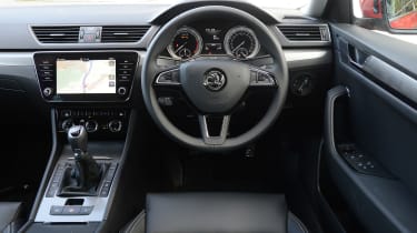 Интерьер Skoda Superb